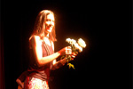 Flores para o público -Teatro Elis Regina 'Projeto O Samba vai ao Teatro' (outubro 2008)